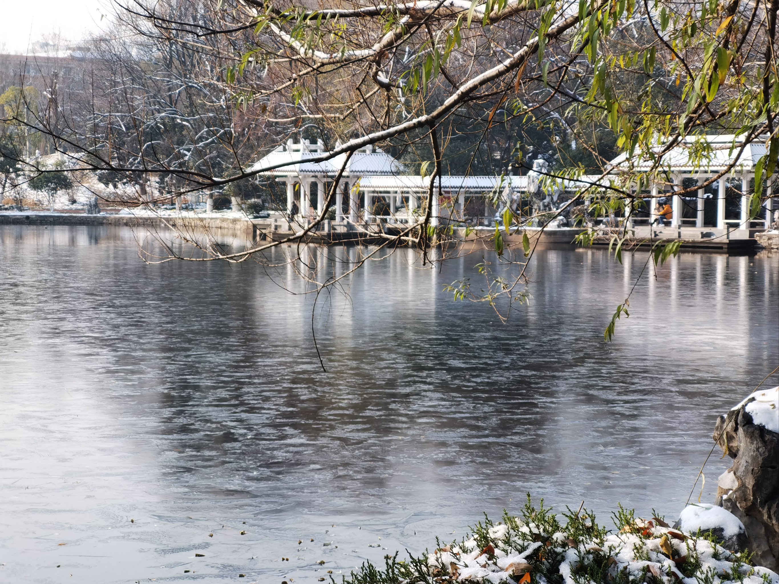 六月下雪必有冤情,六月下雪有人冤什么意思