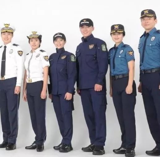 2019年换发新式警服,2021年新式警服换装文件
