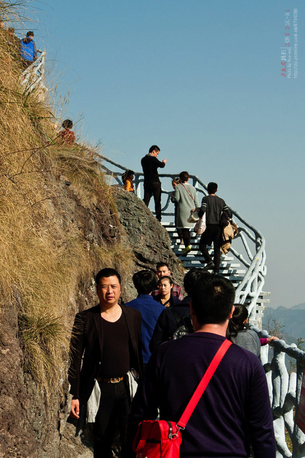 凤凰山栈道,凤凰山栈道是哪个城市的景点啊