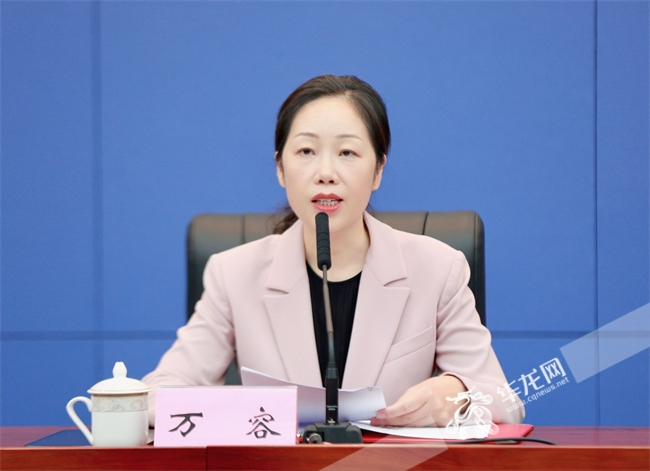 重庆荣昌区区长自费,荣昌区区长叫什么名字