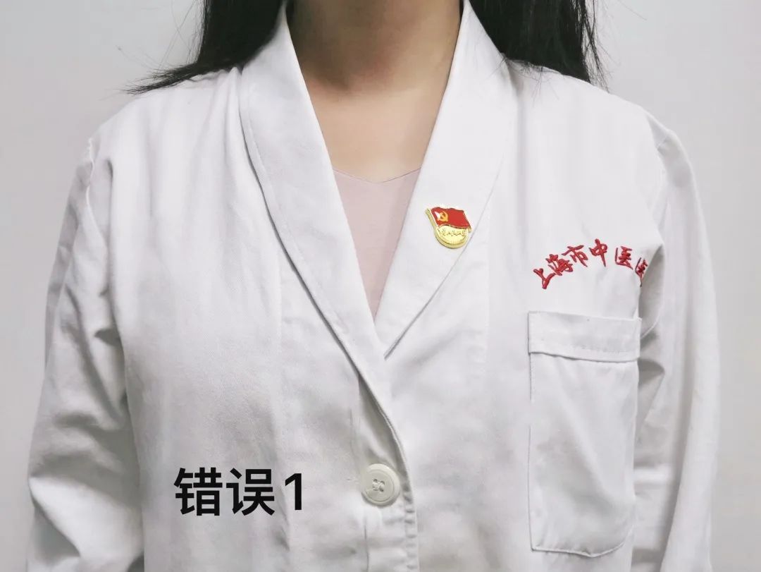 党徽佩戴左边还是右边,党徽一般戴在左边还是右边