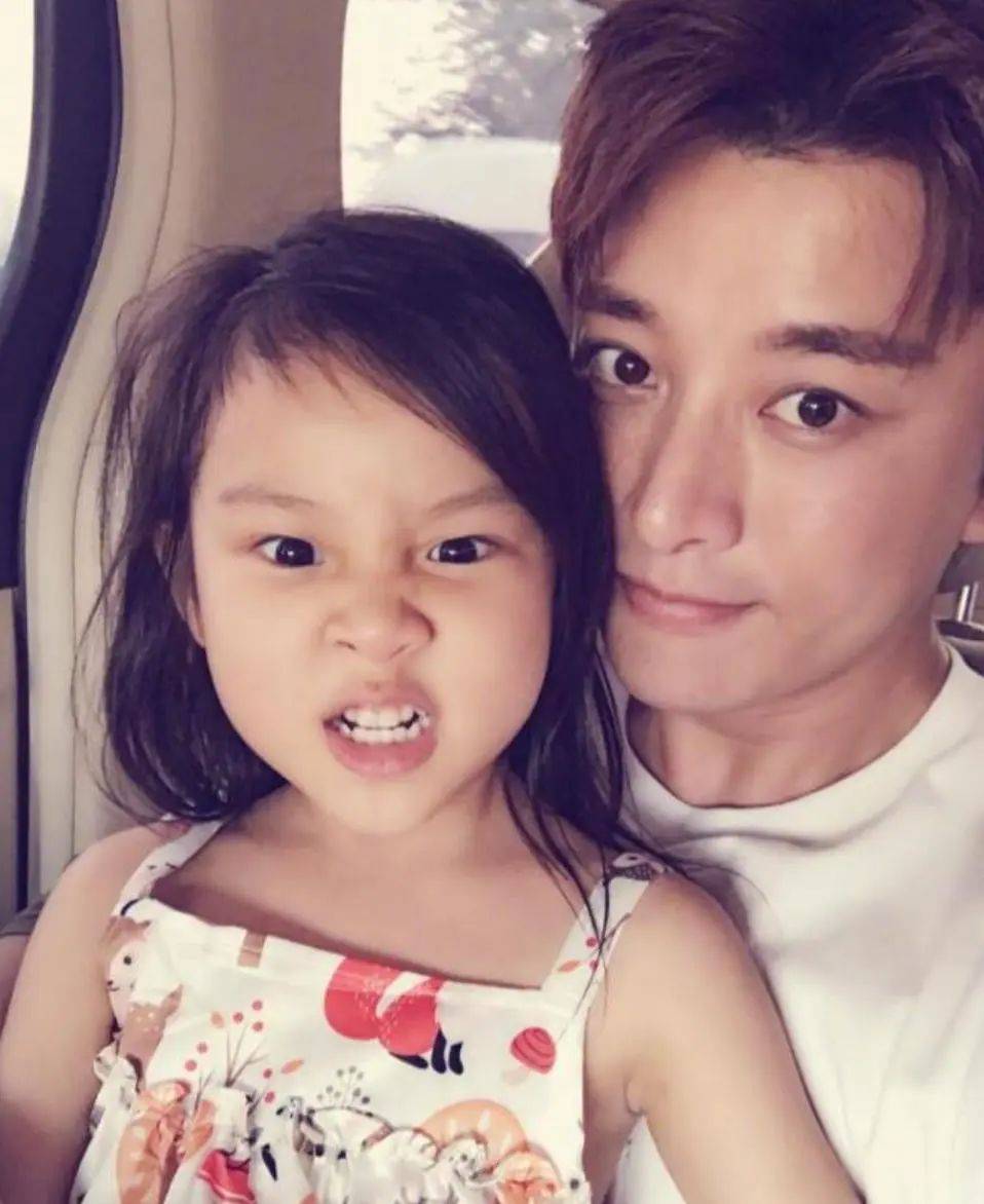 贾乃亮的老婆是谁,贾乃亮的老婆现在是谁图片