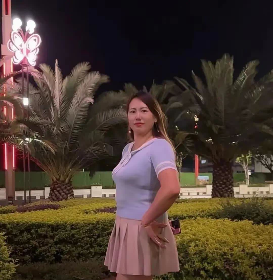 老不正经的阿姨,老不正经下一句怎么接