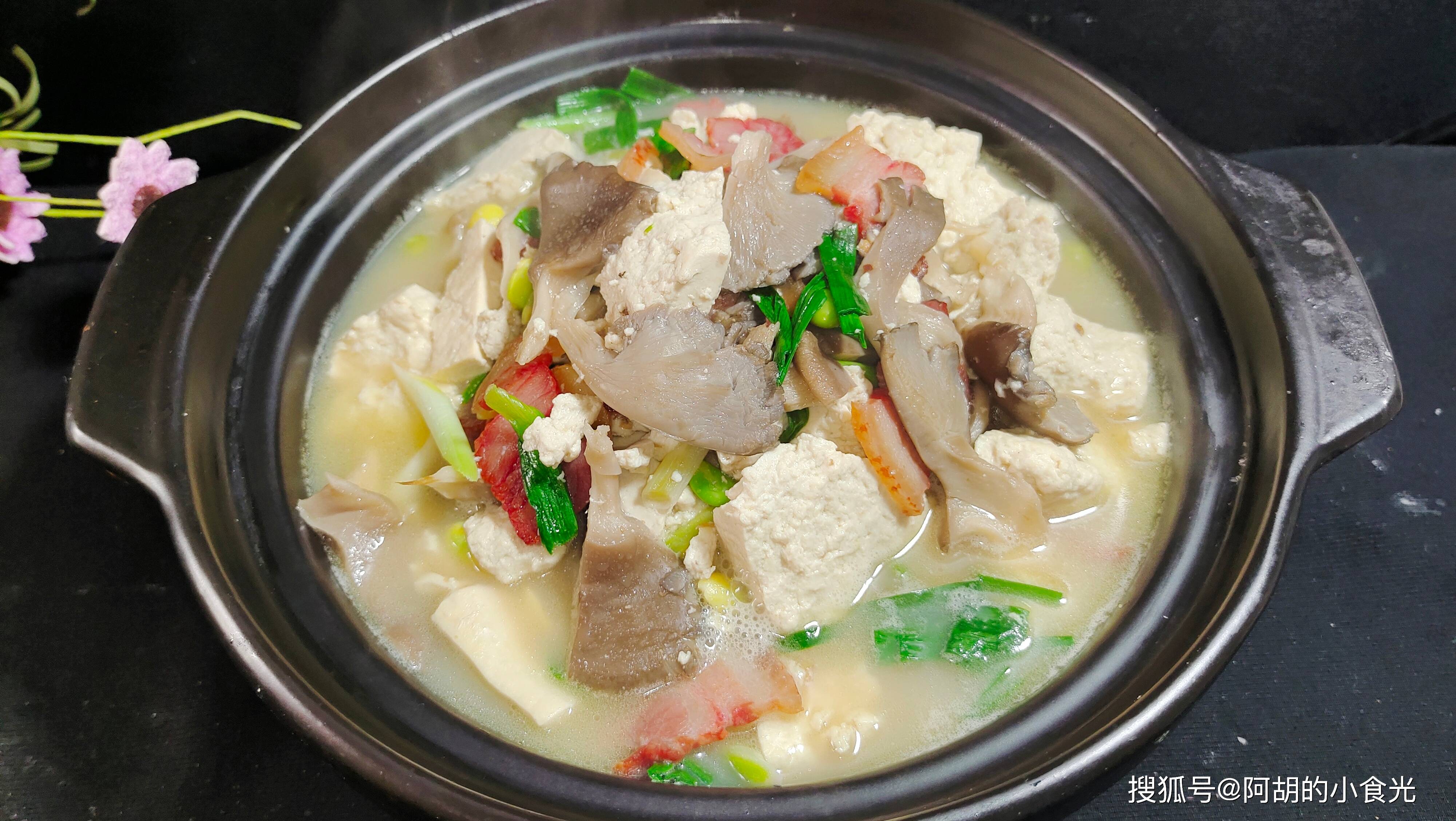豆腐怎么炖好吃又简单,老豆腐的制作方法及配方