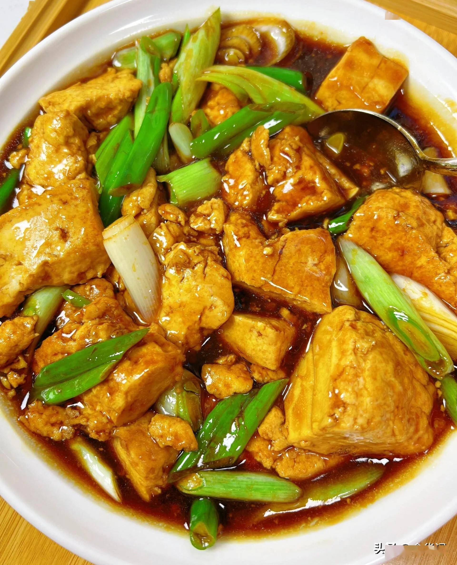 豆腐怎么炖好吃又简单,老豆腐的制作方法及配方