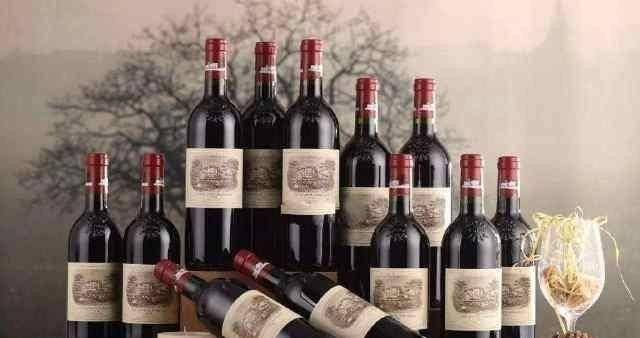 82年的拉菲多少钱,82年的拉菲多少钱一瓶官方价