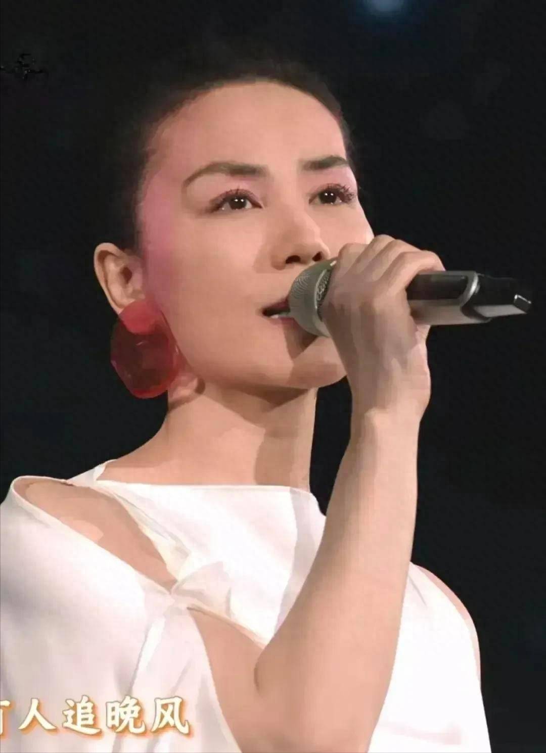 王菲演唱会跑调,王菲演唱会在线免费
