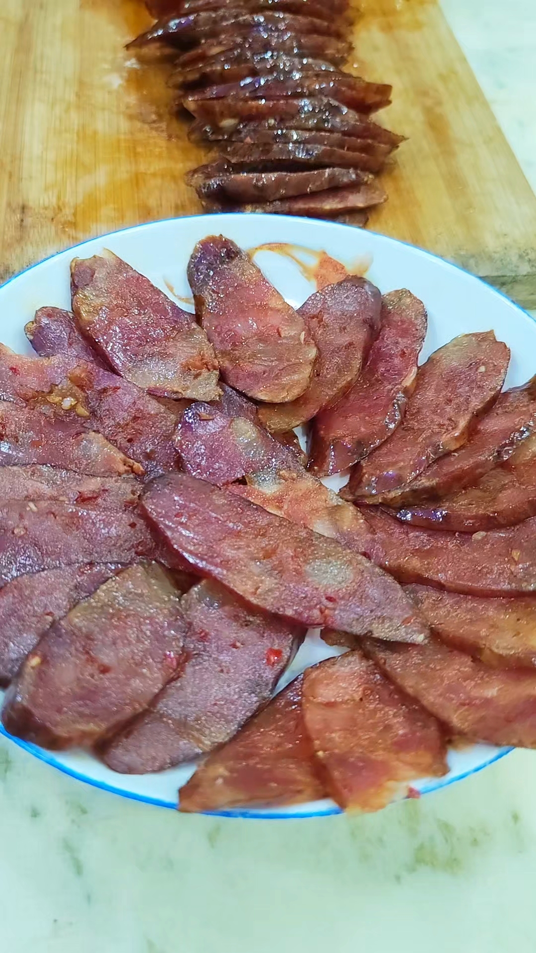 四川腊肠,四川腊肠是生的还是熟的