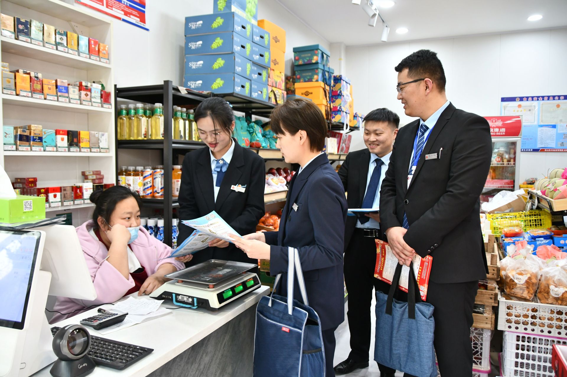 辅导员工资,二本辅导员真实的收入