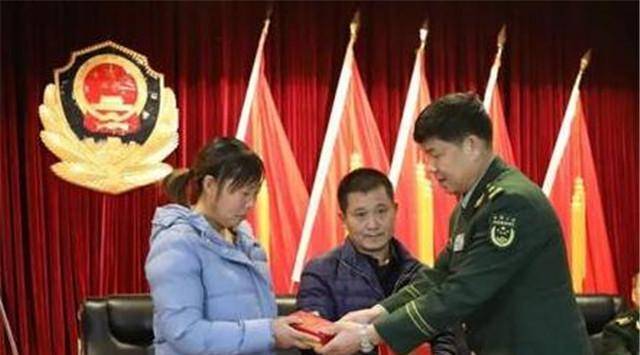 武警英烈王成龙魂归故里,特警王成龙烈士