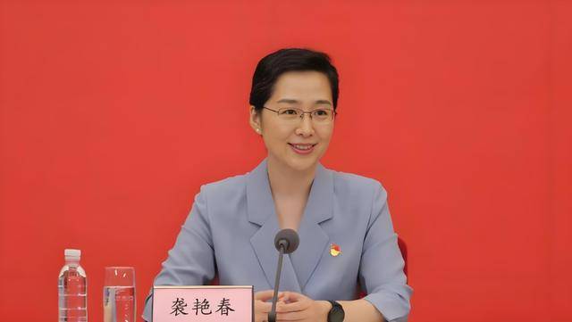 历任中宣部长,历任中组部部长及简历