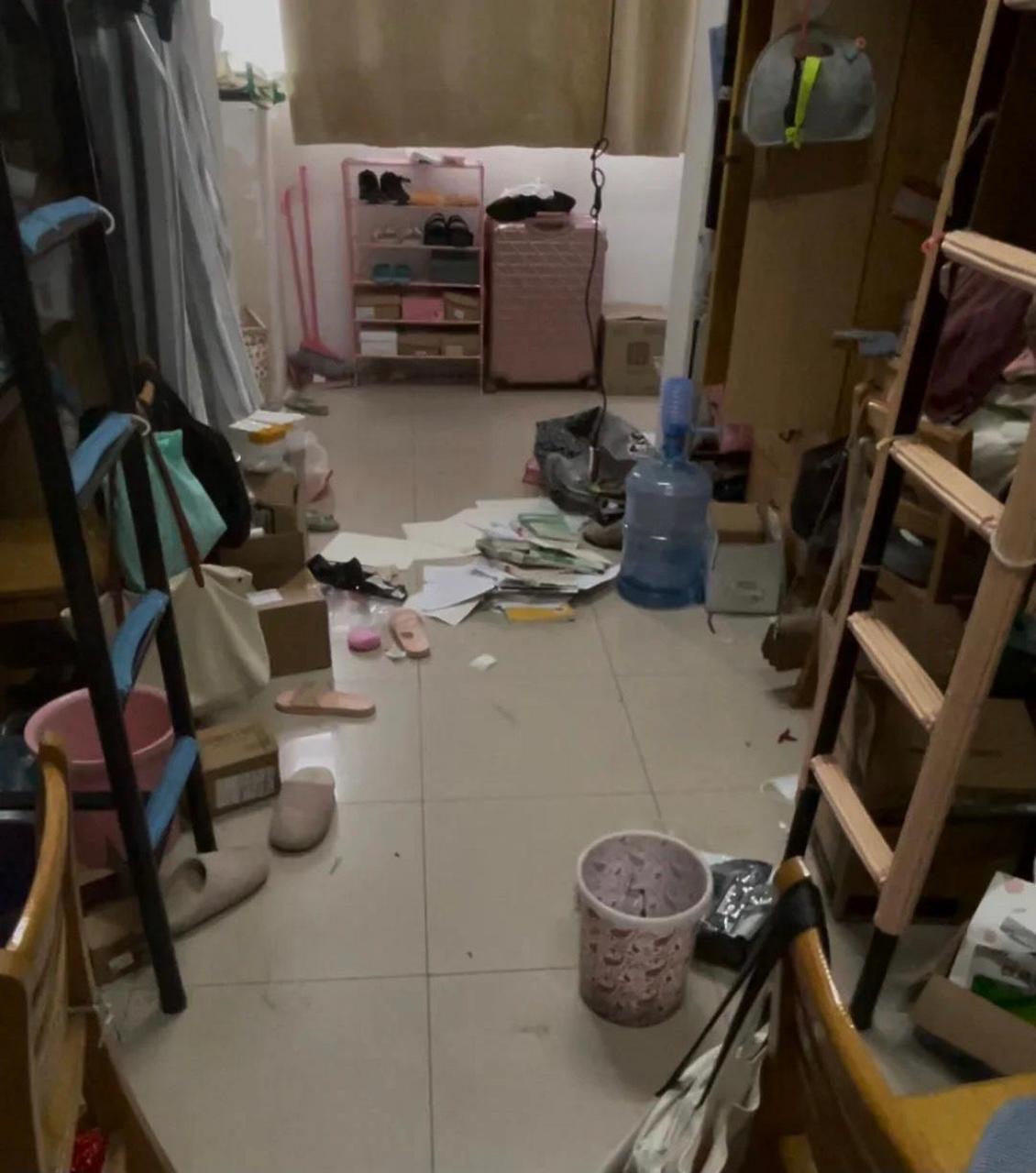 史上最脏女生宿舍,女子十字架刑法