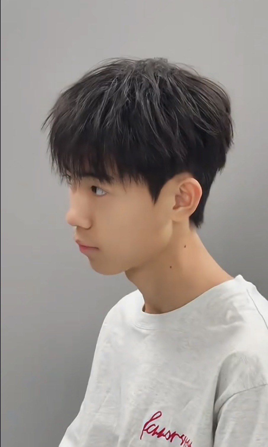 少年发型图片男生,少年发型图片短发