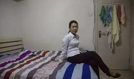 农村留守妇女性需求,乡村留守妇女的家庭监控实拍