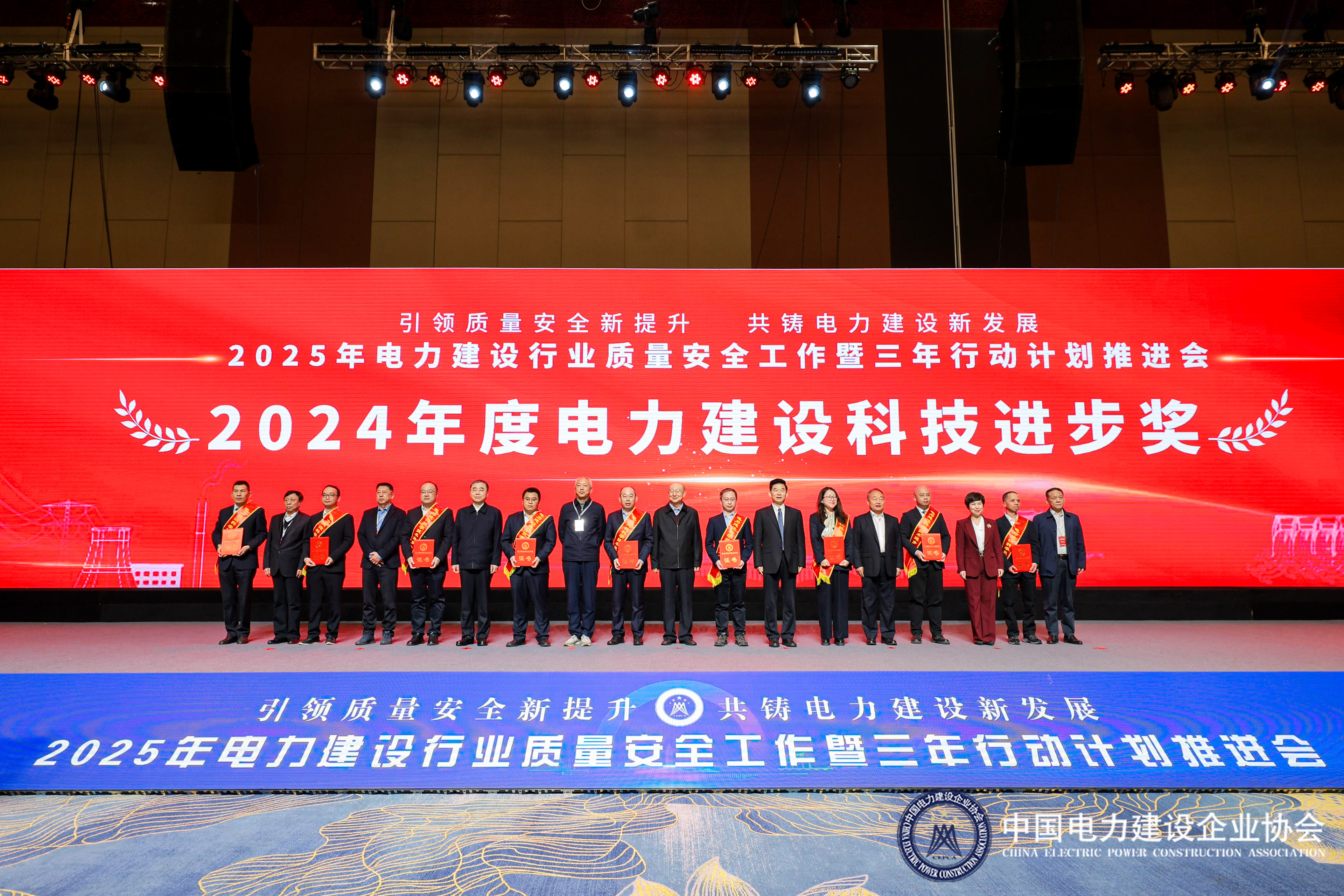铁塔集团5g授权给哪些公司,铁塔生产厂家排名