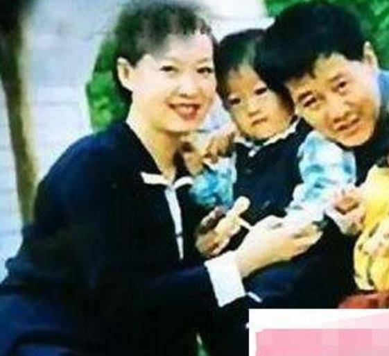 赵本山前妻曝光,赵本山儿子赵一楠简历