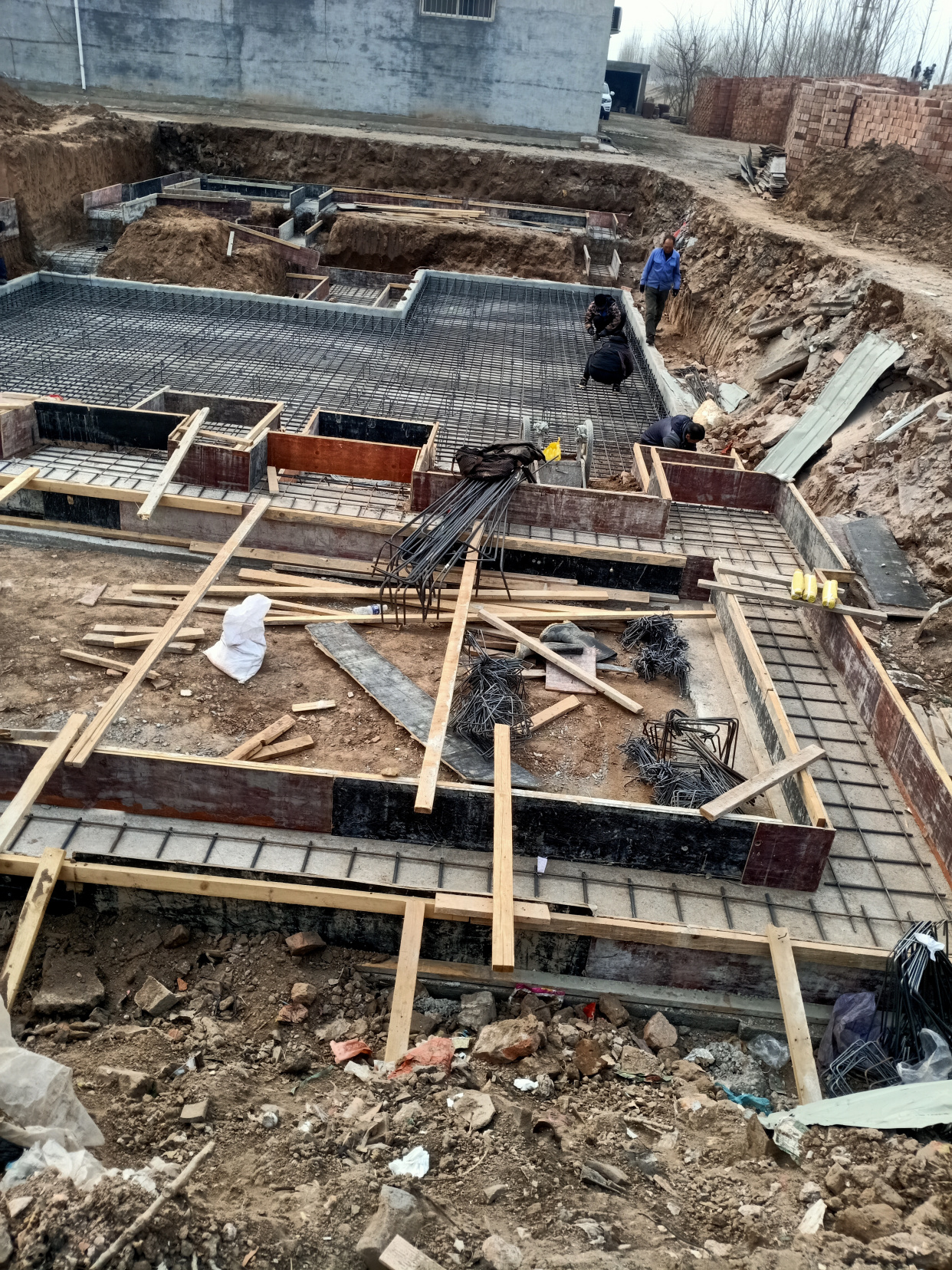 自建房地面防潮垫层,一楼地面防水防潮层做法