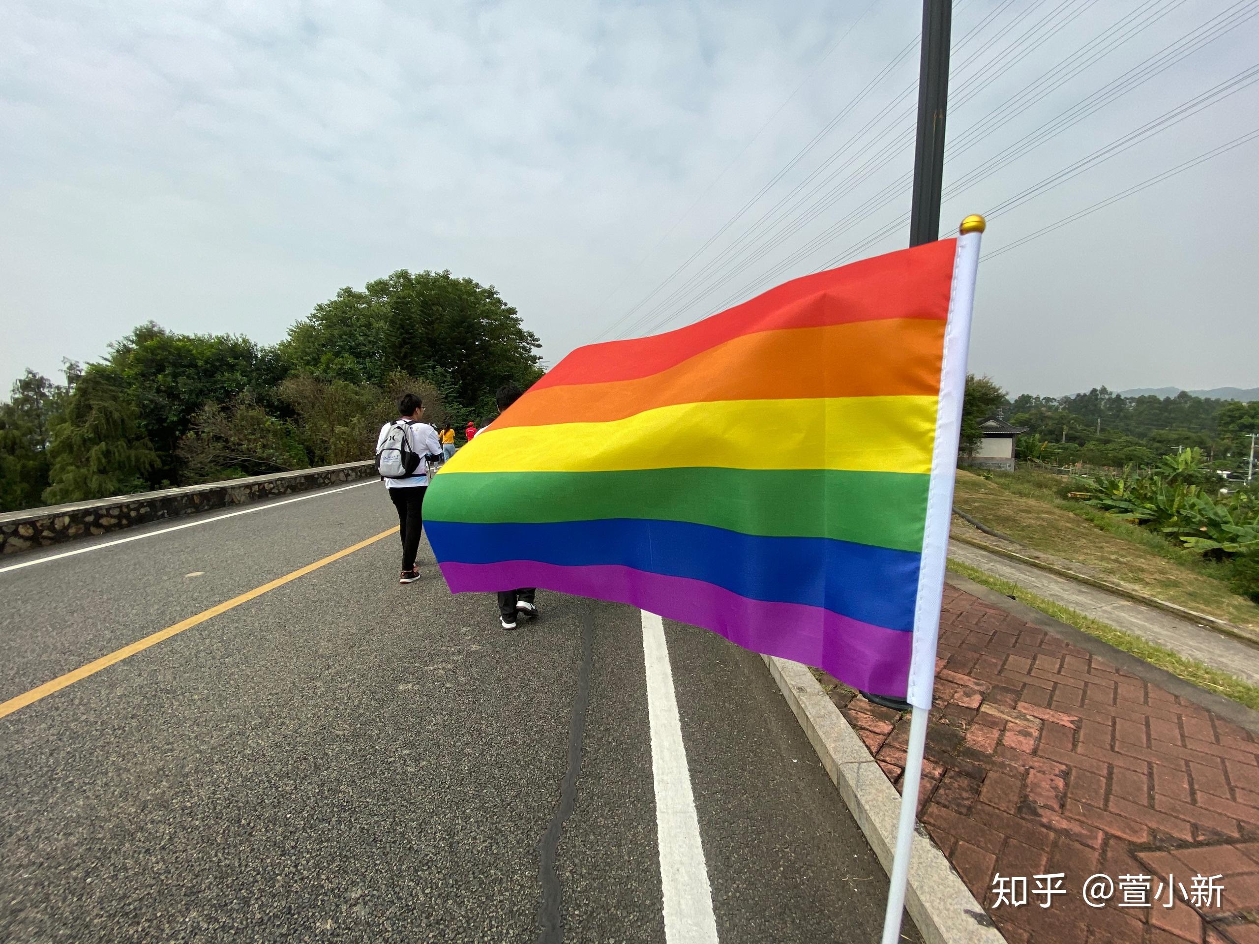 恋袜癖是什么心理,恋物癖属于精神病还是心理疾病