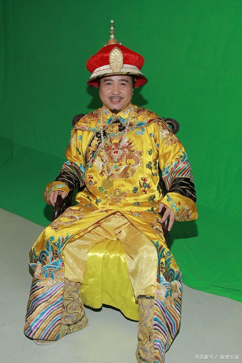 皇太极有几个儿子,皇太极有几个儿子,几个女儿,活到成年的几个