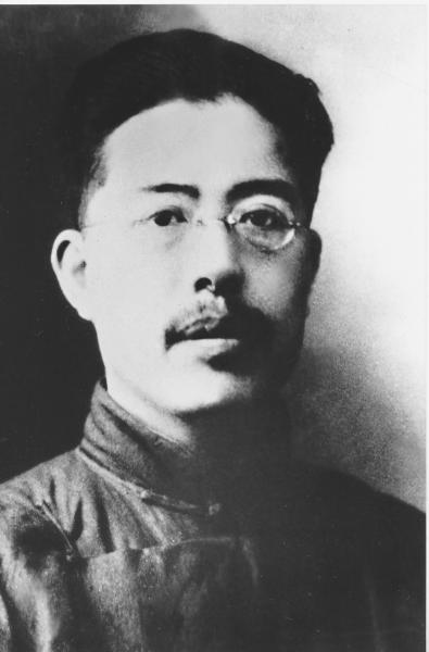 关于董必武简介的信息