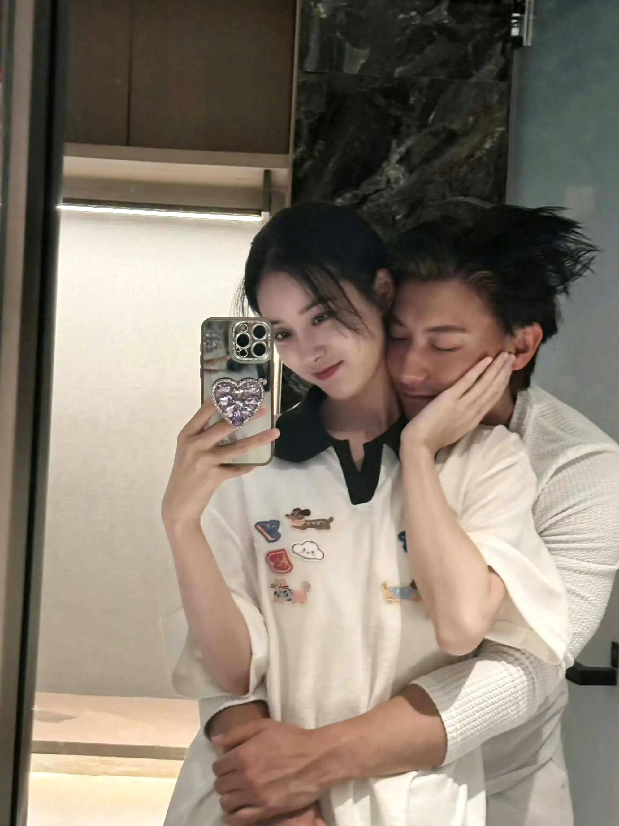 黄子韬老婆,黄子韬妈妈个人简历