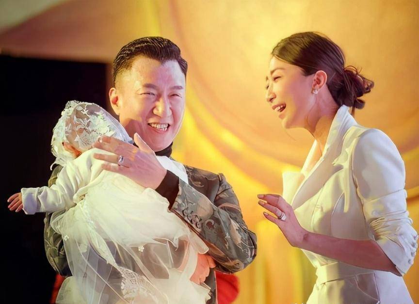 孙红雷有几任老婆,孙红雷的老婆几岁