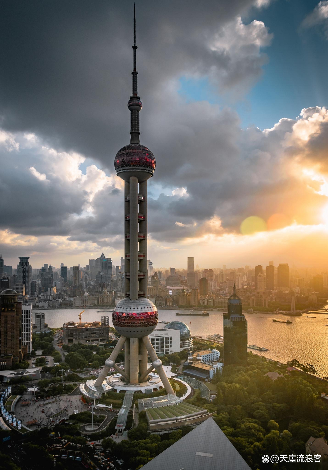 东方明珠塔开放时间,东方明珠最晚几点可以上去