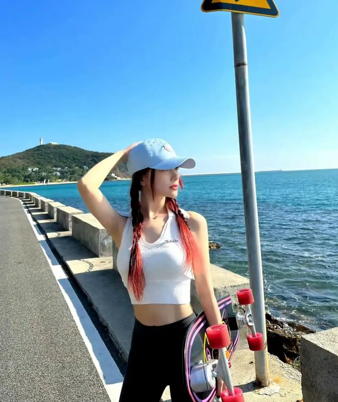 李小璐多大了,李小璐多大岁数