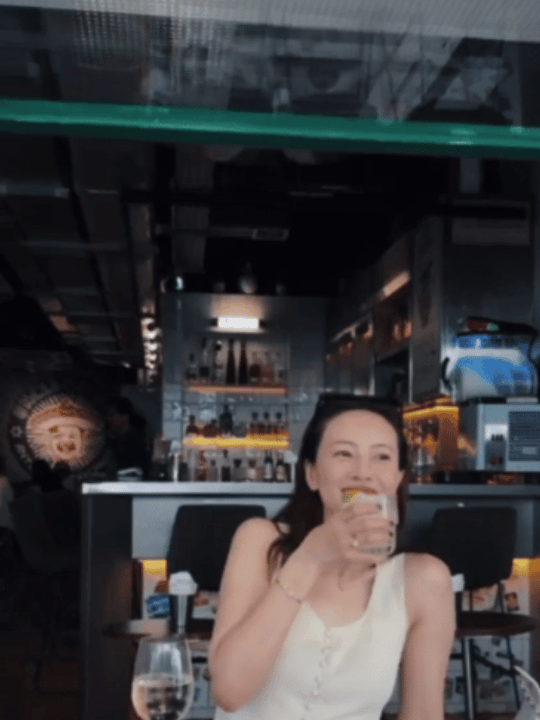 8.gif